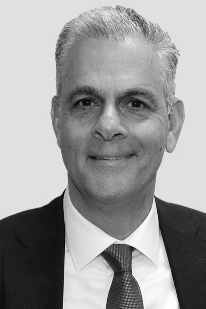 Howard Pezim